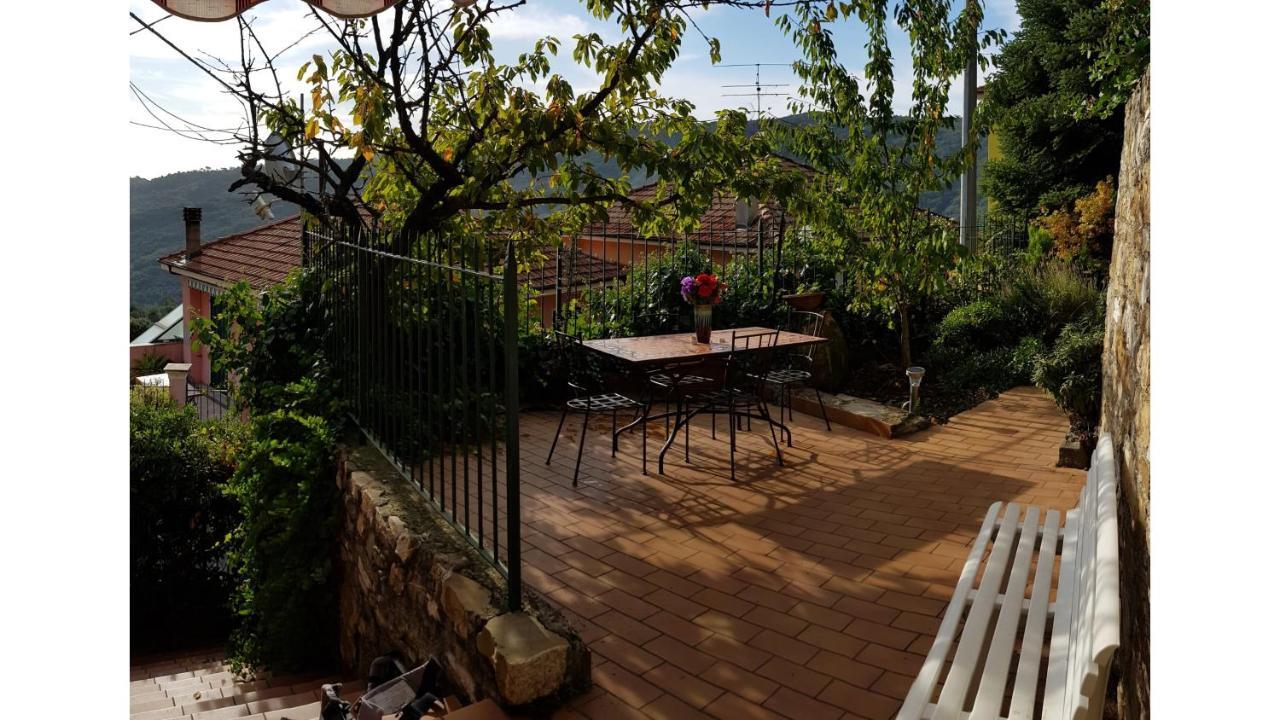 Casa Dalia Villa Pietrabruna Exteriör bild