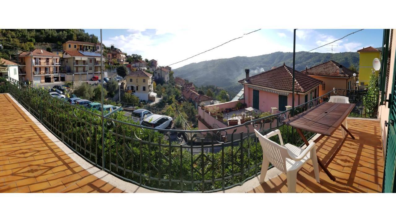 Casa Dalia Villa Pietrabruna Exteriör bild